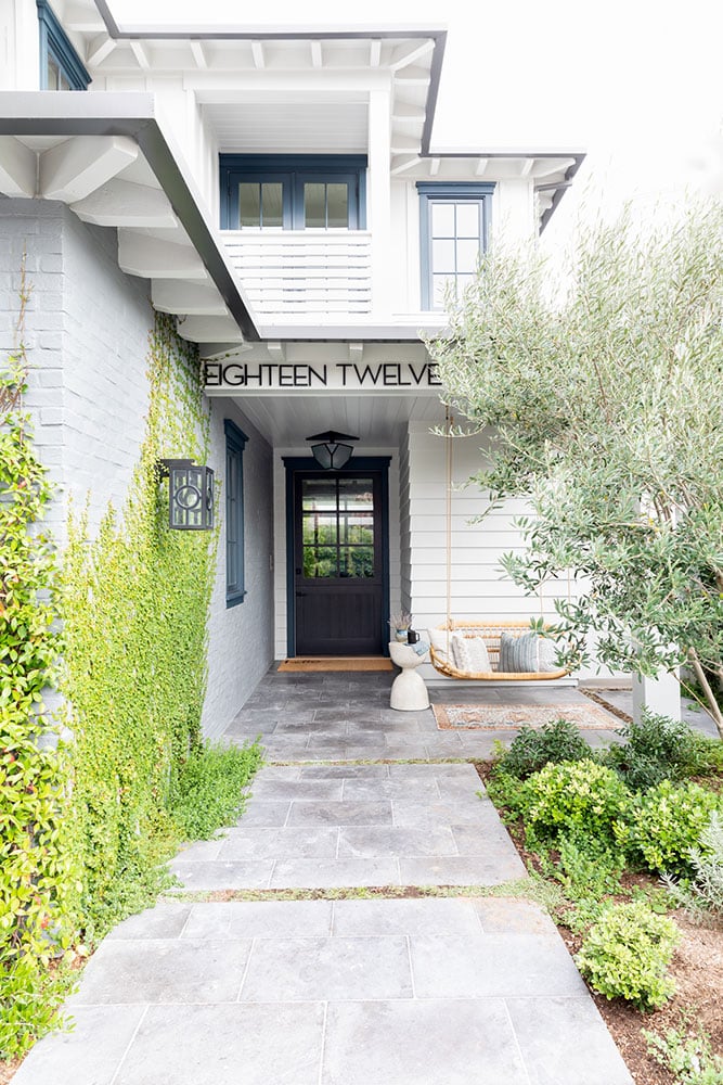 Coastal Modern home in Manhattan Beach CA built by RJ Smith Construction