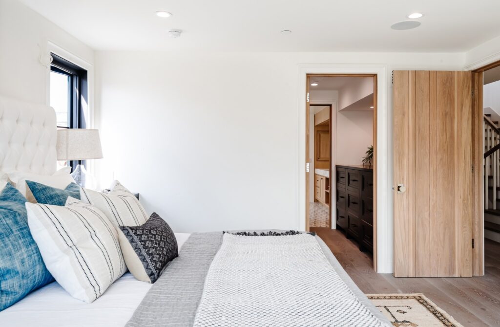 main bedroom and closte